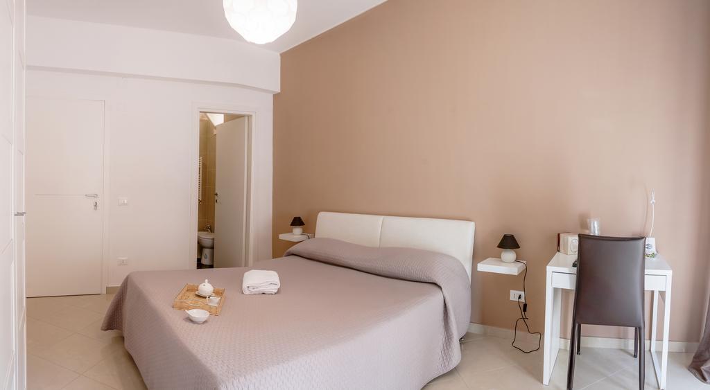 Due Passi Bed and Breakfast Παλέρμο Δωμάτιο φωτογραφία