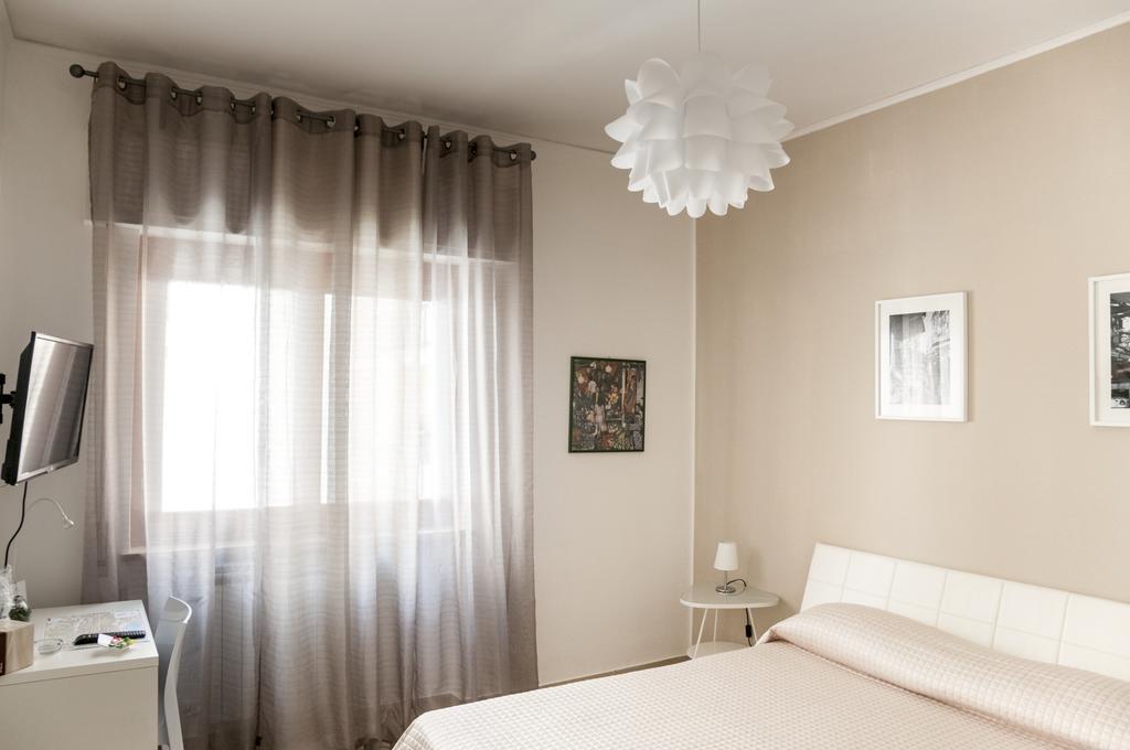 Due Passi Bed and Breakfast Παλέρμο Δωμάτιο φωτογραφία